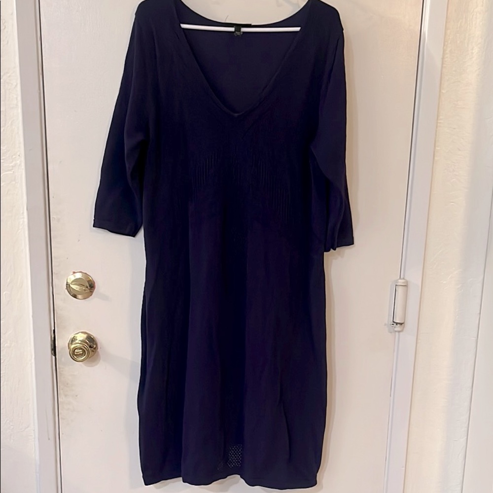 Elegant Deep Purple V-Neck Dress